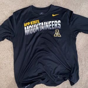 App state long sleeve